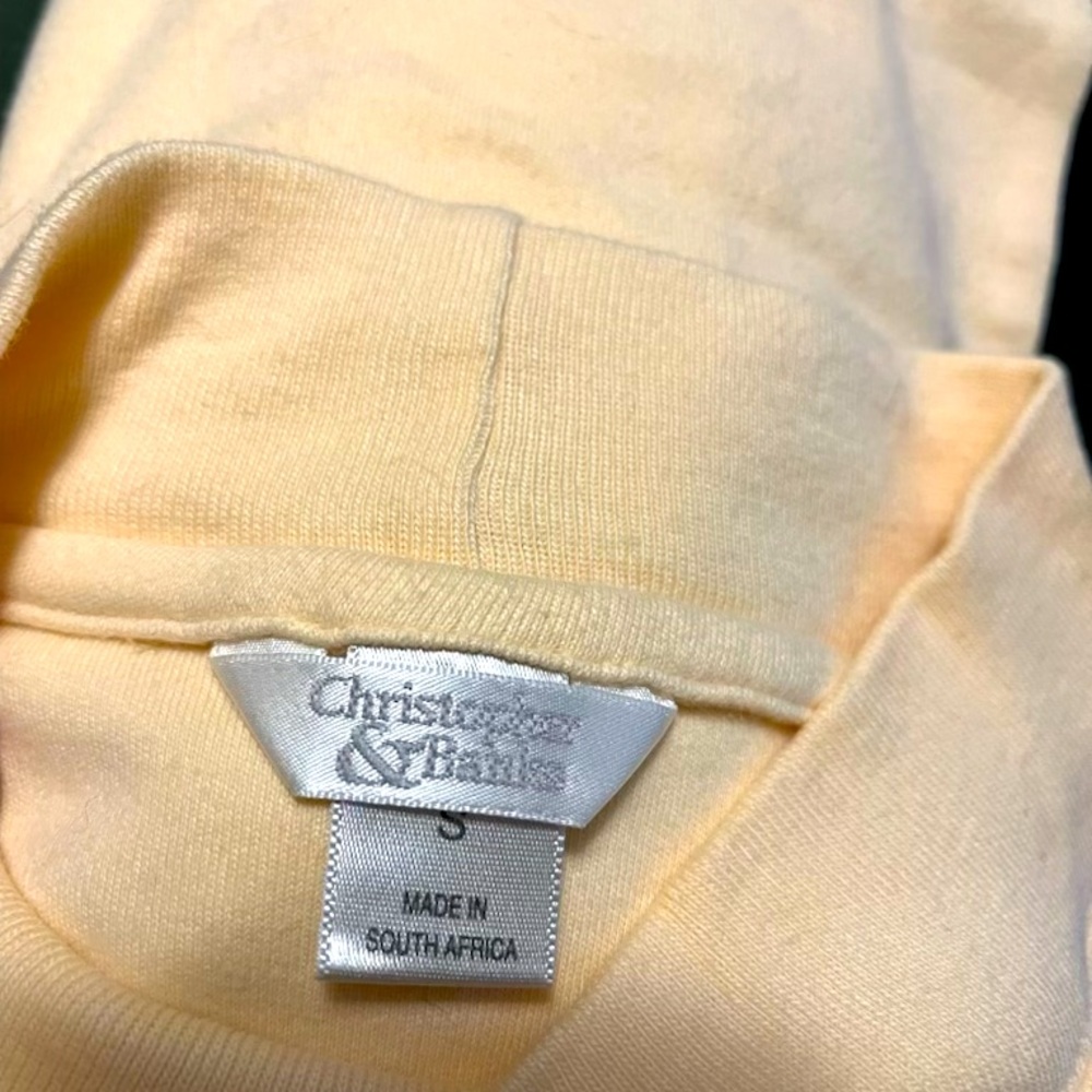 Sleeveless Mock Turtleneck Shell